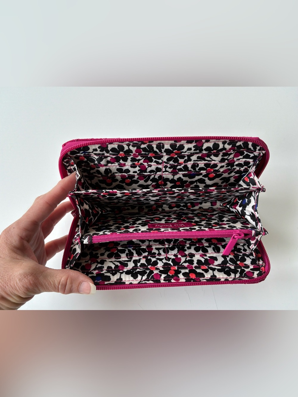 Vera Bradley Wallet & Crossbody Bundle - Set of 3 Floral, Paisley, Quilted Pink - Picture 8 of 9